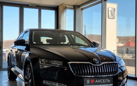 Skoda Superb III рестайлинг, 2025 год, 2 899 000 рублей, 2 фотография