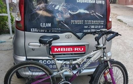 Toyota FunCargo, 2004 год, 650 000 рублей, 5 фотография