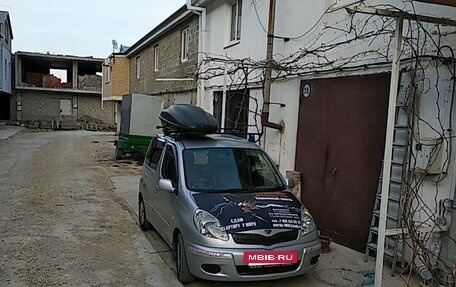 Toyota FunCargo, 2004 год, 650 000 рублей, 6 фотография