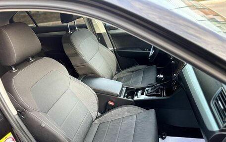 Skoda Superb III рестайлинг, 2019 год, 2 150 000 рублей, 21 фотография