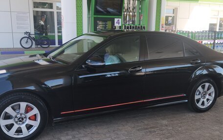 Mercedes-Benz S-Класс, 2005 год, 900 000 рублей, 2 фотография