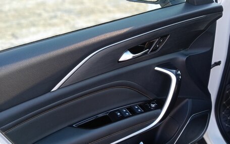 FAW Bestune T77, 2019 год, 1 500 000 рублей, 18 фотография