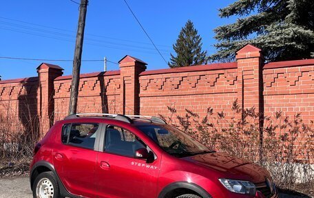 Renault Sandero II рестайлинг, 2019 год, 1 230 000 рублей, 2 фотография