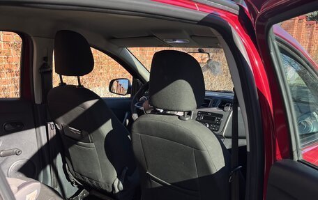 Renault Sandero II рестайлинг, 2019 год, 1 230 000 рублей, 10 фотография