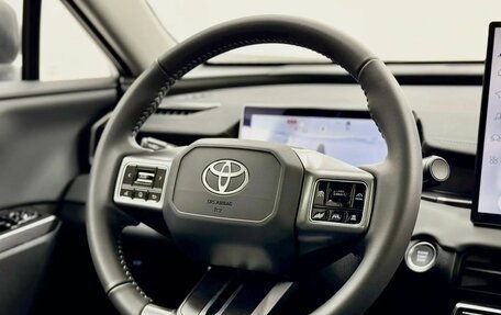 Toyota RAV4, 2026 год, 4 690 000 рублей, 13 фотография