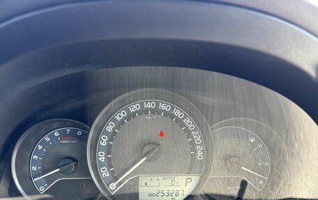 Toyota Corolla, 2014 год, 1 120 000 рублей, 12 фотография