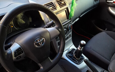 Toyota Corolla, 2012 год, 1 300 000 рублей, 6 фотография