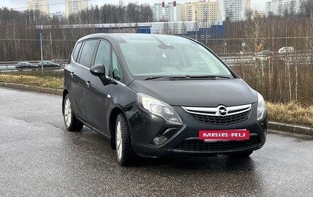 Opel Zafira C рестайлинг, 2013 год, 950 000 рублей, 3 фотография