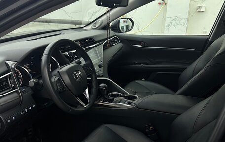 Toyota Camry, 2020 год, 3 800 000 рублей, 11 фотография