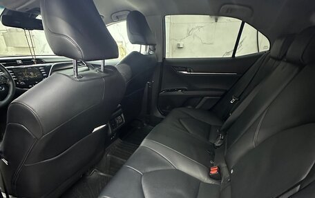 Toyota Camry, 2020 год, 3 800 000 рублей, 8 фотография