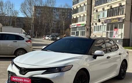 Toyota Camry, 2020 год, 2 750 000 рублей, 6 фотография