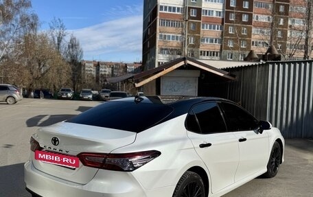 Toyota Camry, 2020 год, 2 750 000 рублей, 12 фотография