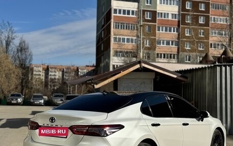 Toyota Camry, 2020 год, 2 750 000 рублей, 14 фотография