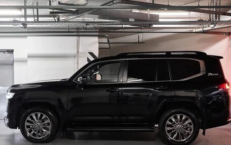 Toyota Land Cruiser, 2022 год, 9 000 000 рублей, 5 фотография