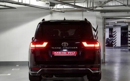 Toyota Land Cruiser, 2022 год, 9 000 000 рублей, 8 фотография