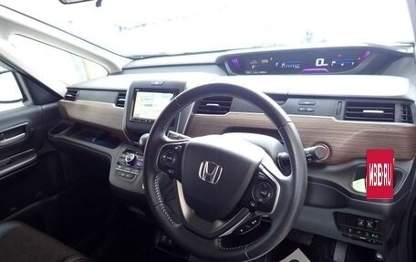 Honda Freed II, 2021 год, 1 620 000 рублей, 7 фотография