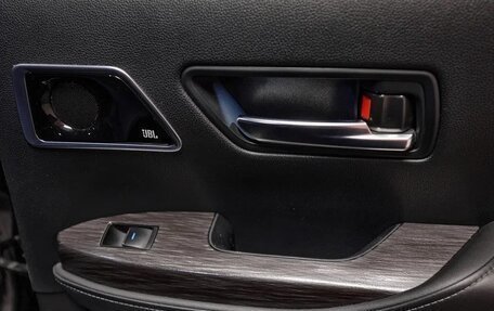 Toyota Land Cruiser, 2022 год, 9 000 000 рублей, 27 фотография