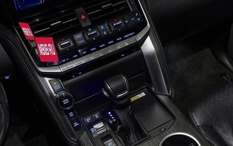 Toyota Land Cruiser, 2022 год, 9 000 000 рублей, 17 фотография