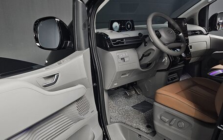 Hyundai Staria, 2025 год, 5 230 000 рублей, 7 фотография