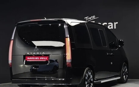 Hyundai Staria, 2025 год, 5 230 000 рублей, 2 фотография