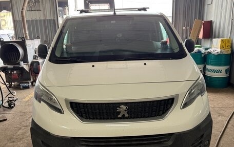 Peugeot Expert, 2018 год, 2 070 000 рублей, 1 фотография