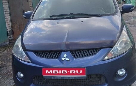 Mitsubishi Grandis, 2008 год, 975 000 рублей, 1 фотография