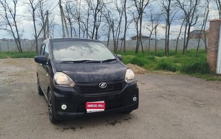 Daihatsu Mira e:S I рестайлинг, 2015 год, 670 000 рублей, 1 фотография