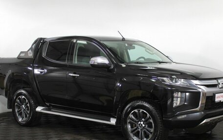 Mitsubishi L200 IV рестайлинг, 2020 год, 2 800 000 рублей, 8 фотография