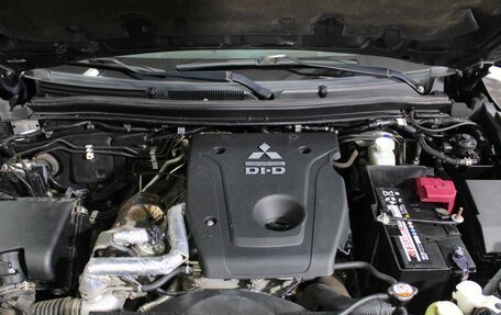 Mitsubishi L200 IV рестайлинг, 2020 год, 2 800 000 рублей, 23 фотография