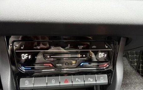 Skoda Karoq I, 2022 год, 2 146 000 рублей, 11 фотография