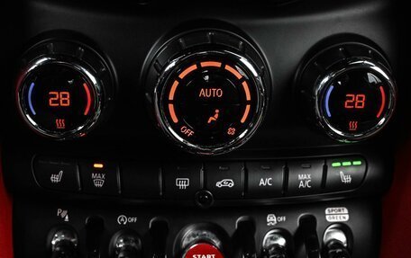 MINI Cabrio, 2019 год, 2 694 000 рублей, 21 фотография