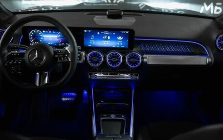 Mercedes-Benz GLB, 2024 год, 6 570 000 рублей, 13 фотография