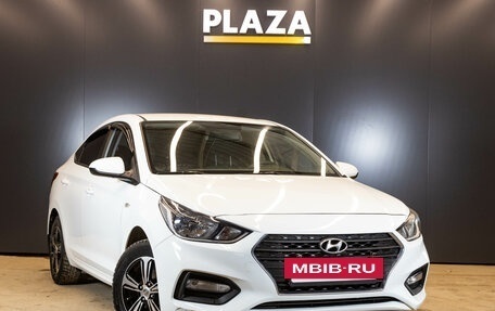 Hyundai Solaris II рестайлинг, 2018 год, 989 000 рублей, 2 фотография