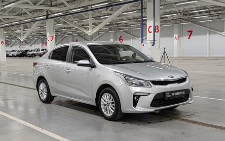 KIA Rio IV, 2018 год, 1 359 000 рублей, 3 фотография