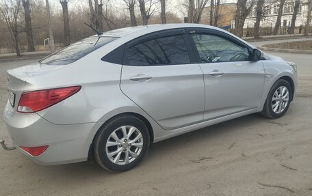 Hyundai Solaris II рестайлинг, 2016 год, 1 100 000 рублей, 7 фотография