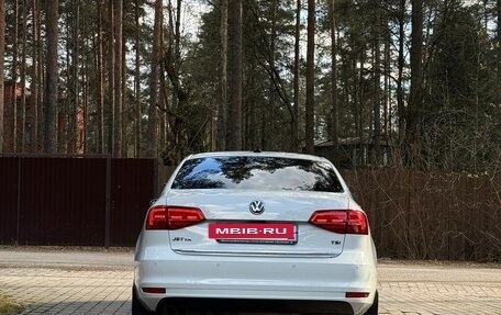 Volkswagen Jetta VI, 2018 год, 1 570 000 рублей, 3 фотография