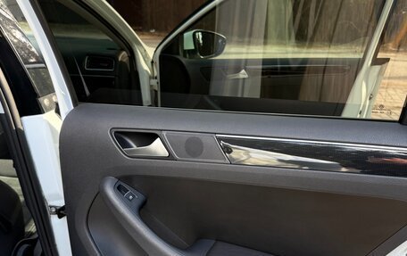 Volkswagen Jetta VI, 2018 год, 1 570 000 рублей, 12 фотография