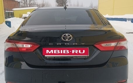 Toyota Camry, 2018 год, 1 999 999 рублей, 2 фотография