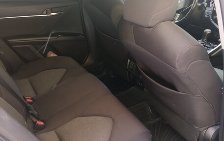 Toyota Camry, 2018 год, 1 999 999 рублей, 9 фотография