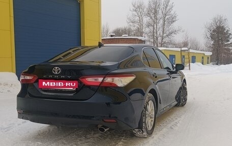 Toyota Camry, 2018 год, 1 999 999 рублей, 4 фотография