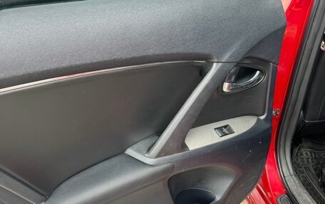 Toyota Avensis III рестайлинг, 2010 год, 1 120 000 рублей, 20 фотография