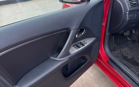 Toyota Avensis III рестайлинг, 2010 год, 1 120 000 рублей, 24 фотография