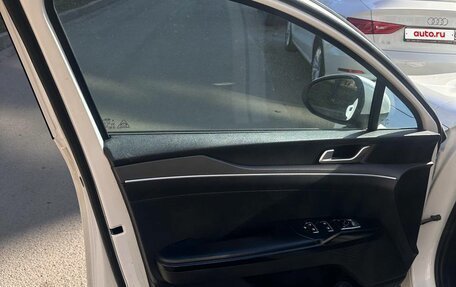 KIA K5, 2021 год, 1 600 000 рублей, 21 фотография