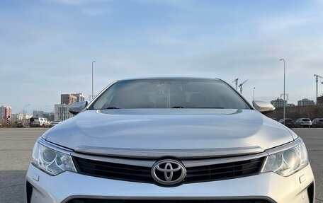 Toyota Camry, 2016 год, 1 900 000 рублей, 17 фотография