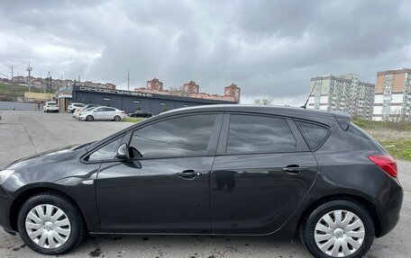 Opel Astra J, 2011 год, 670 000 рублей, 4 фотография