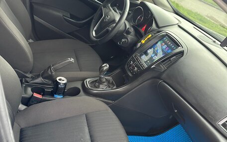 Opel Astra J, 2011 год, 670 000 рублей, 10 фотография