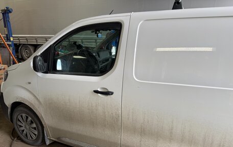 Peugeot Expert, 2018 год, 2 070 000 рублей, 5 фотография