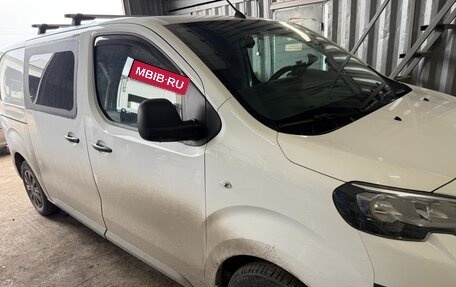 Peugeot Expert, 2018 год, 2 070 000 рублей, 4 фотография