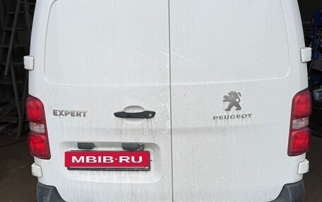 Peugeot Expert, 2018 год, 2 070 000 рублей, 2 фотография