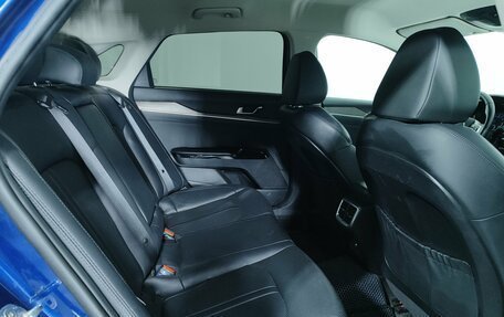 KIA K5, 2020 год, 2 650 000 рублей, 28 фотография